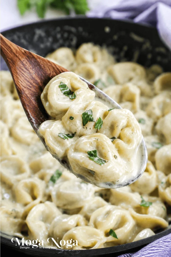 Creamy Pesto Tortellini